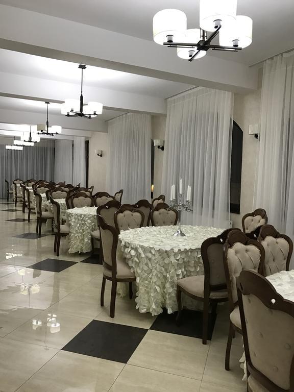 Pensiunea Luminita Târgu Jiu Extérieur photo